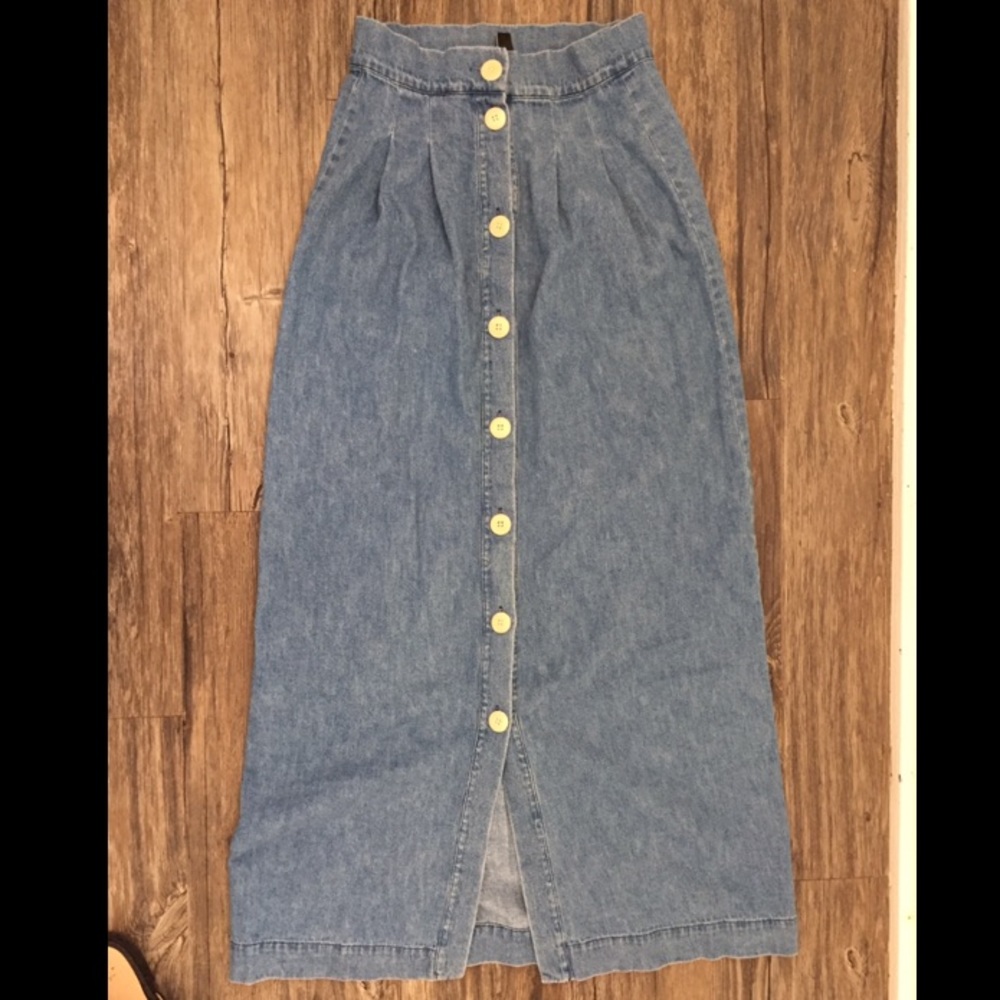 Vintage high waist maxi denim skirt